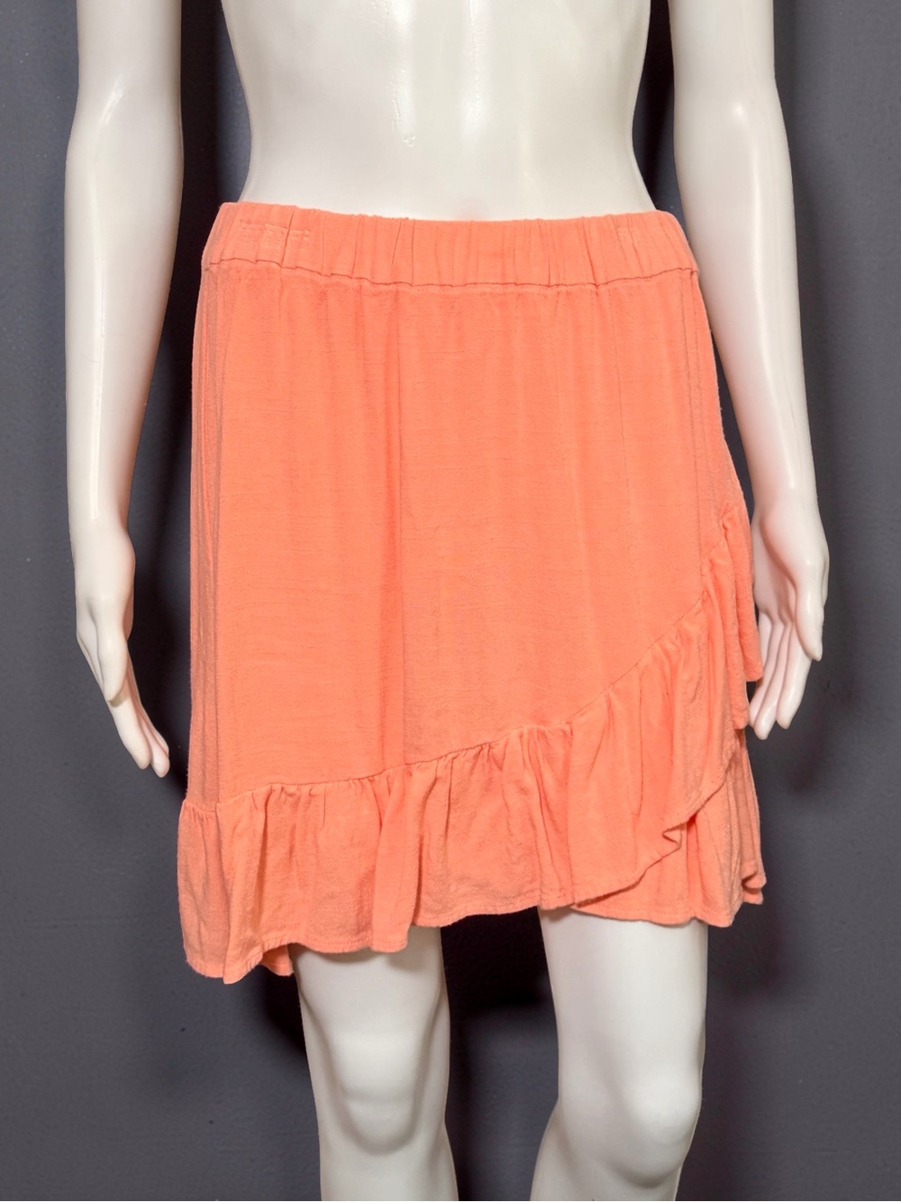 Riley & Rae Coral Orange Ruffle Hem Mini Skirt Size Small